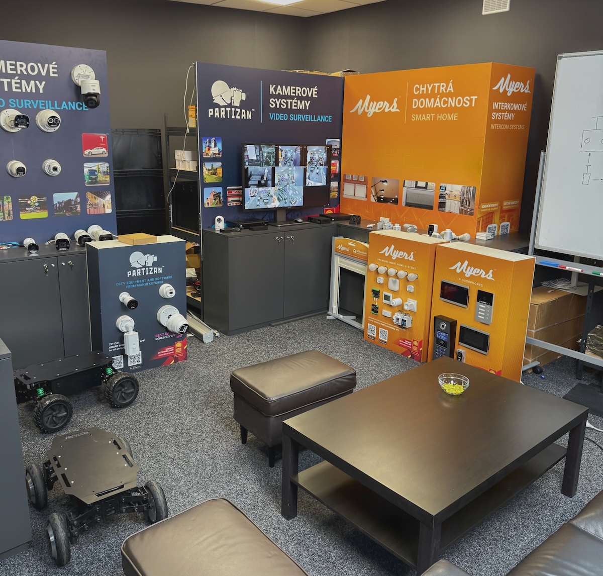 showroom 3